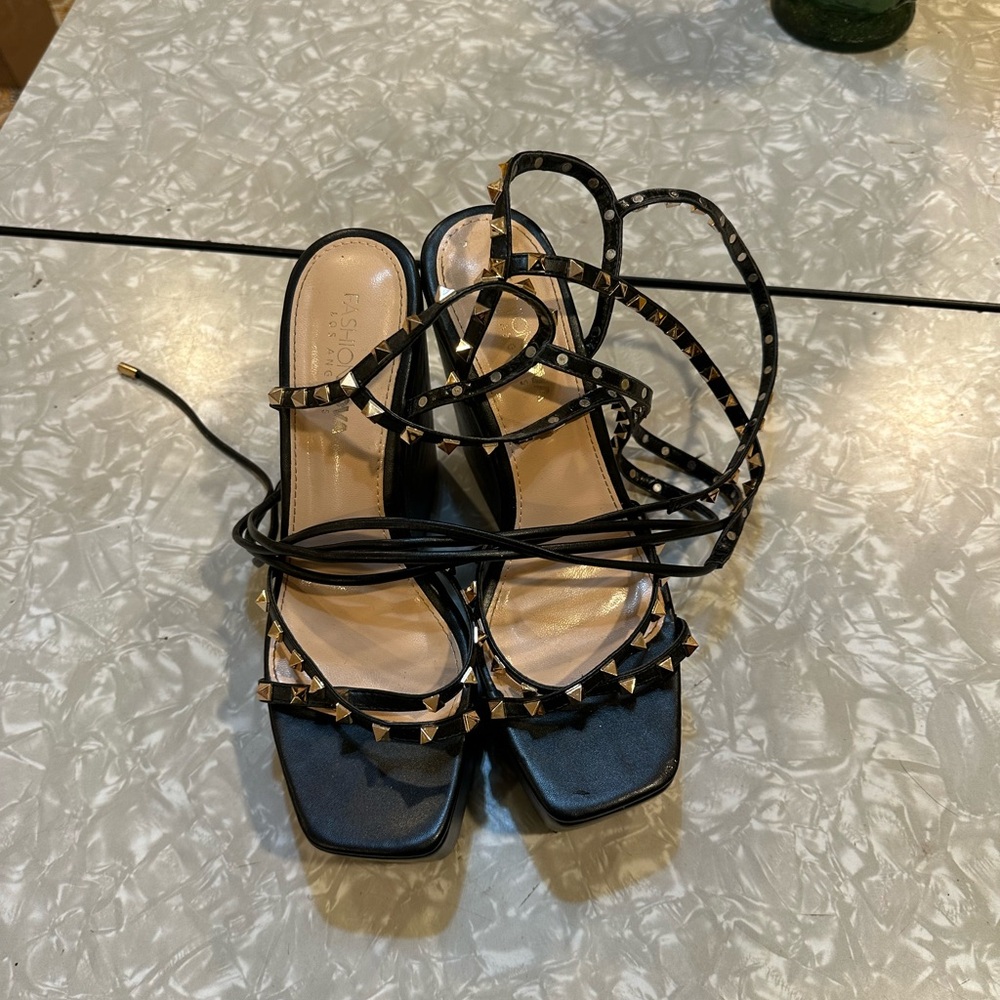 Fashion nova wedges